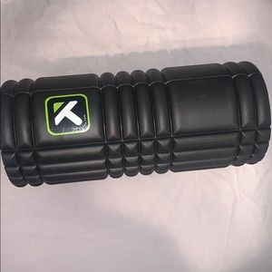 Pressure point roller